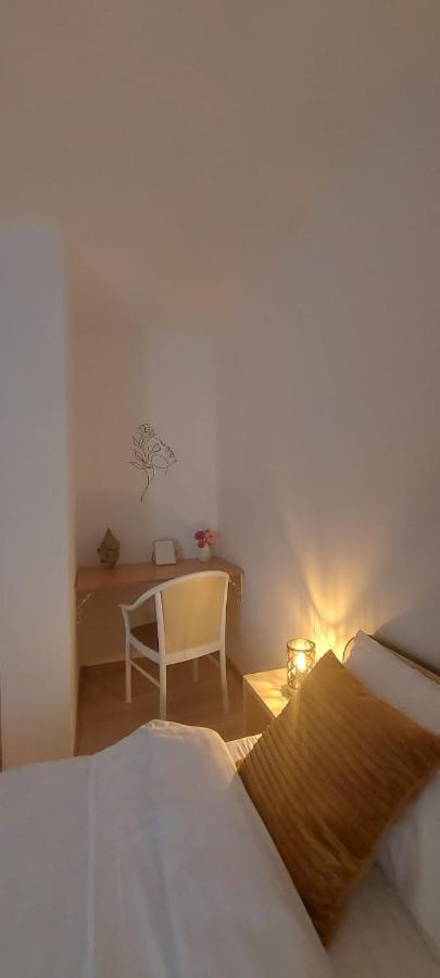 Vania Studio Apartment ซีบิว ภายนอก รูปภาพ