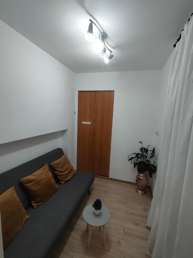 Vania Studio Apartment ซีบิว ภายนอก รูปภาพ